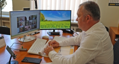 img_70f09c0dc660cce06bd30cdc0cc5482c